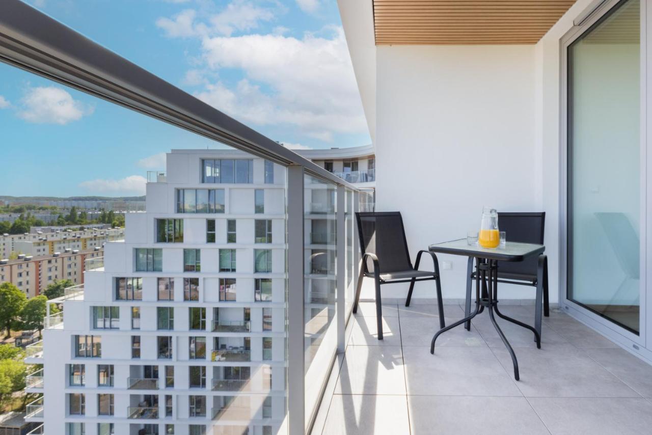 Tarasy Baltyku Apartments & Parking & Balcony By Noclegi Renters Danzig Exterior foto