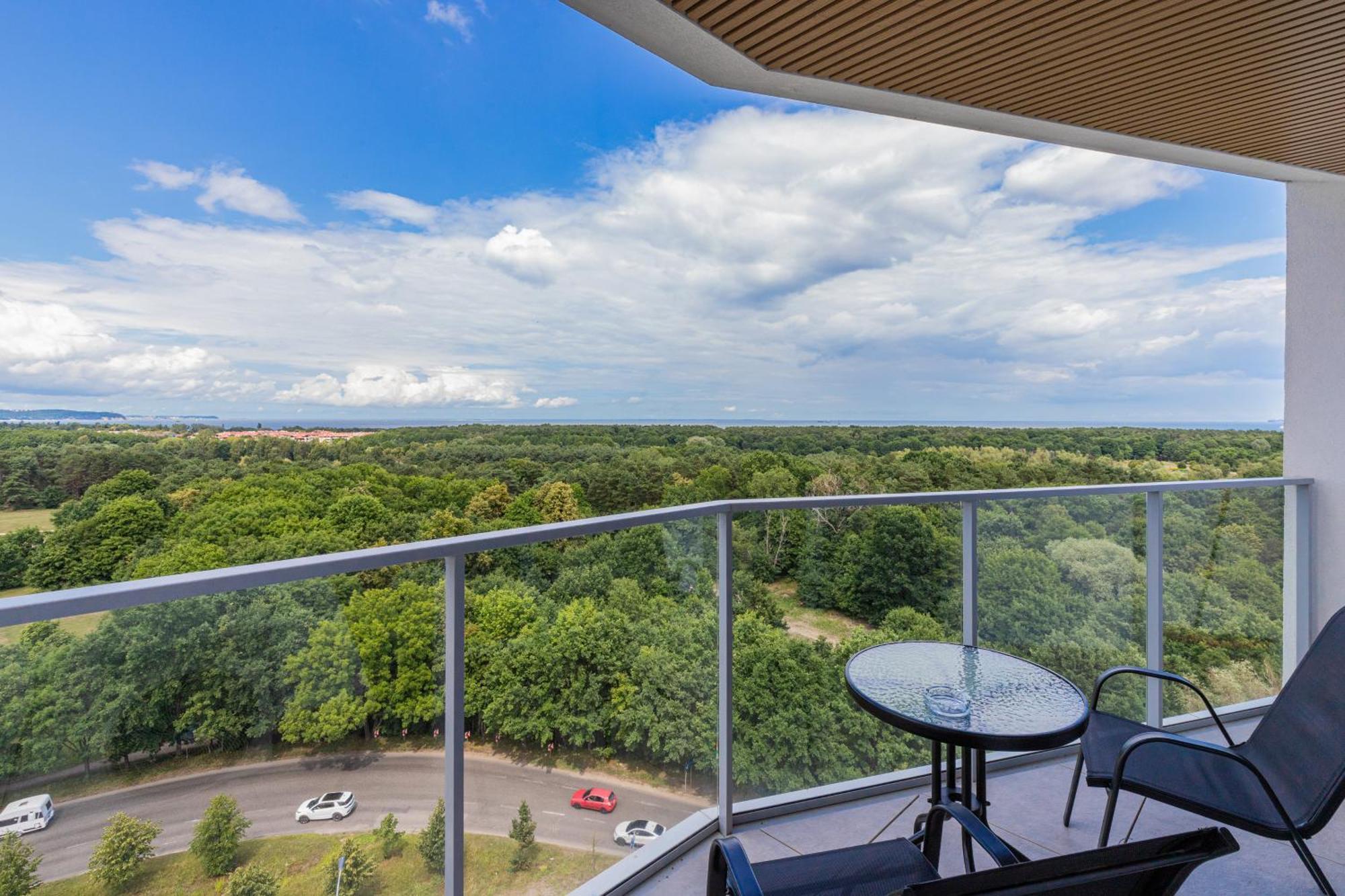 Tarasy Baltyku Apartments & Parking & Balcony By Noclegi Renters Danzig Exterior foto